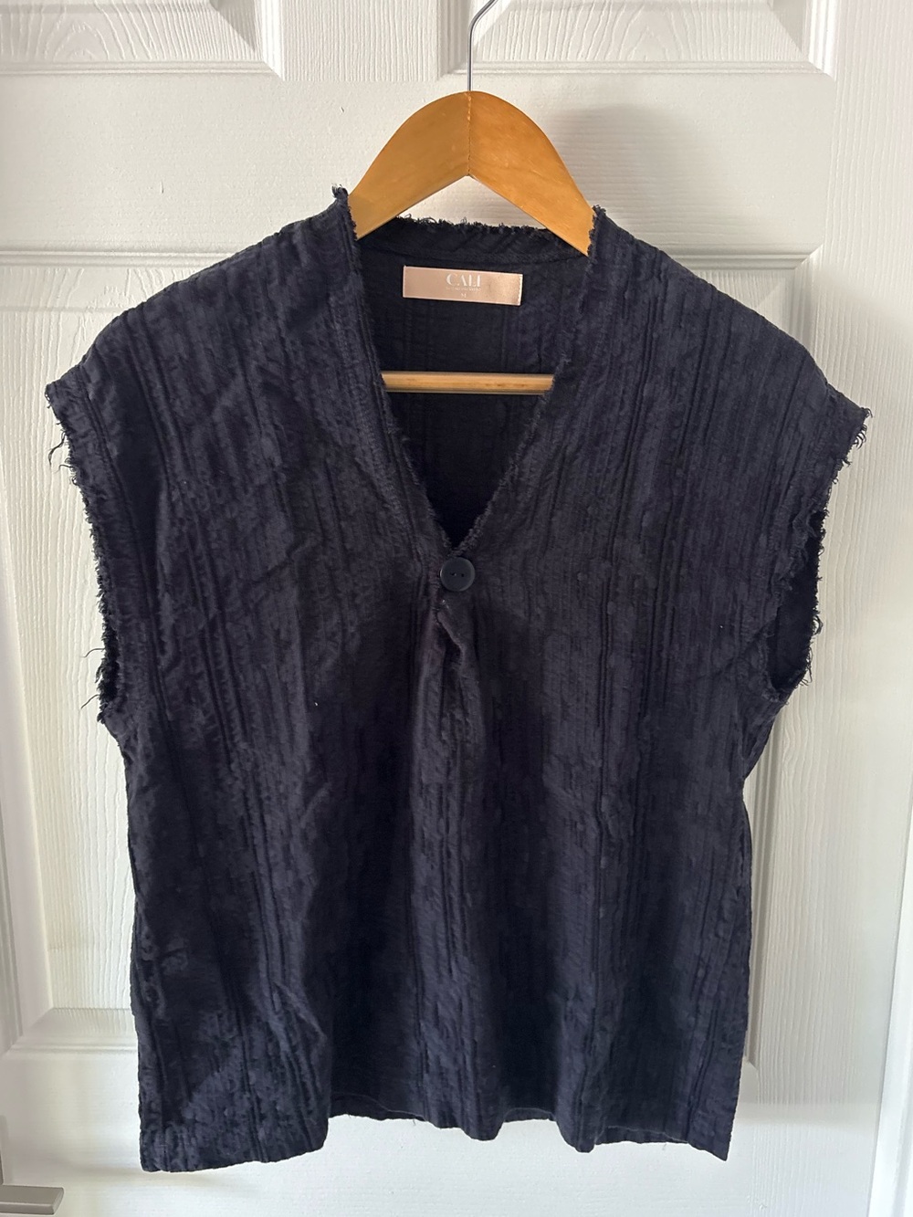 Cali Dreaming Black Crinkle Gauze Fringed Vest Top Size M